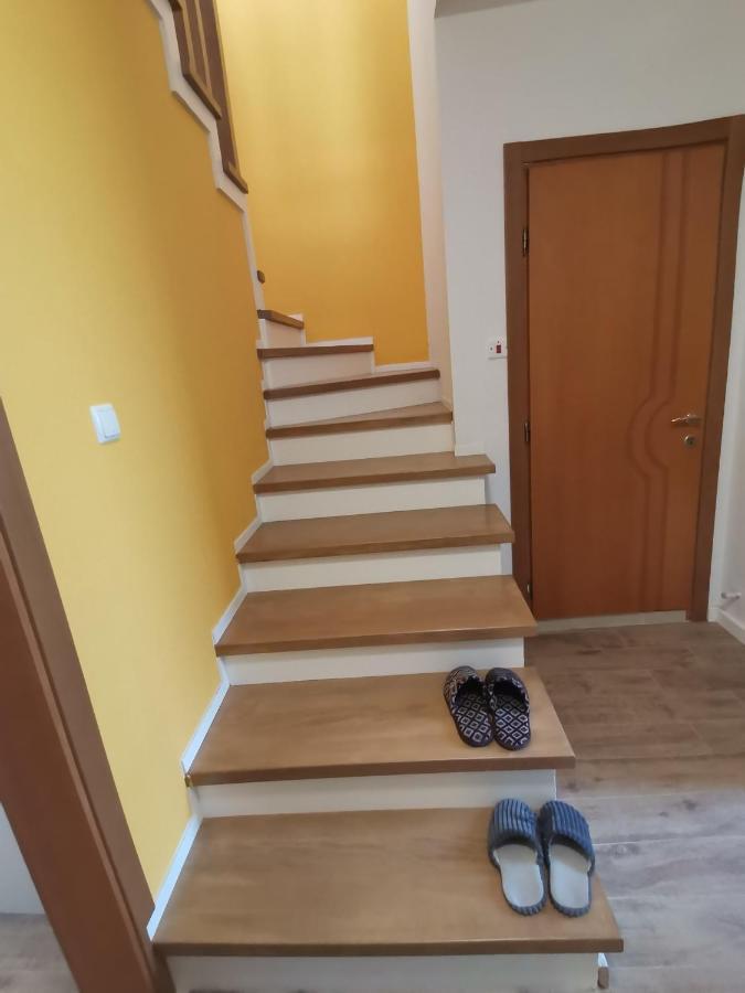 Къща За Гости "Марковски" Raduil Exterior foto