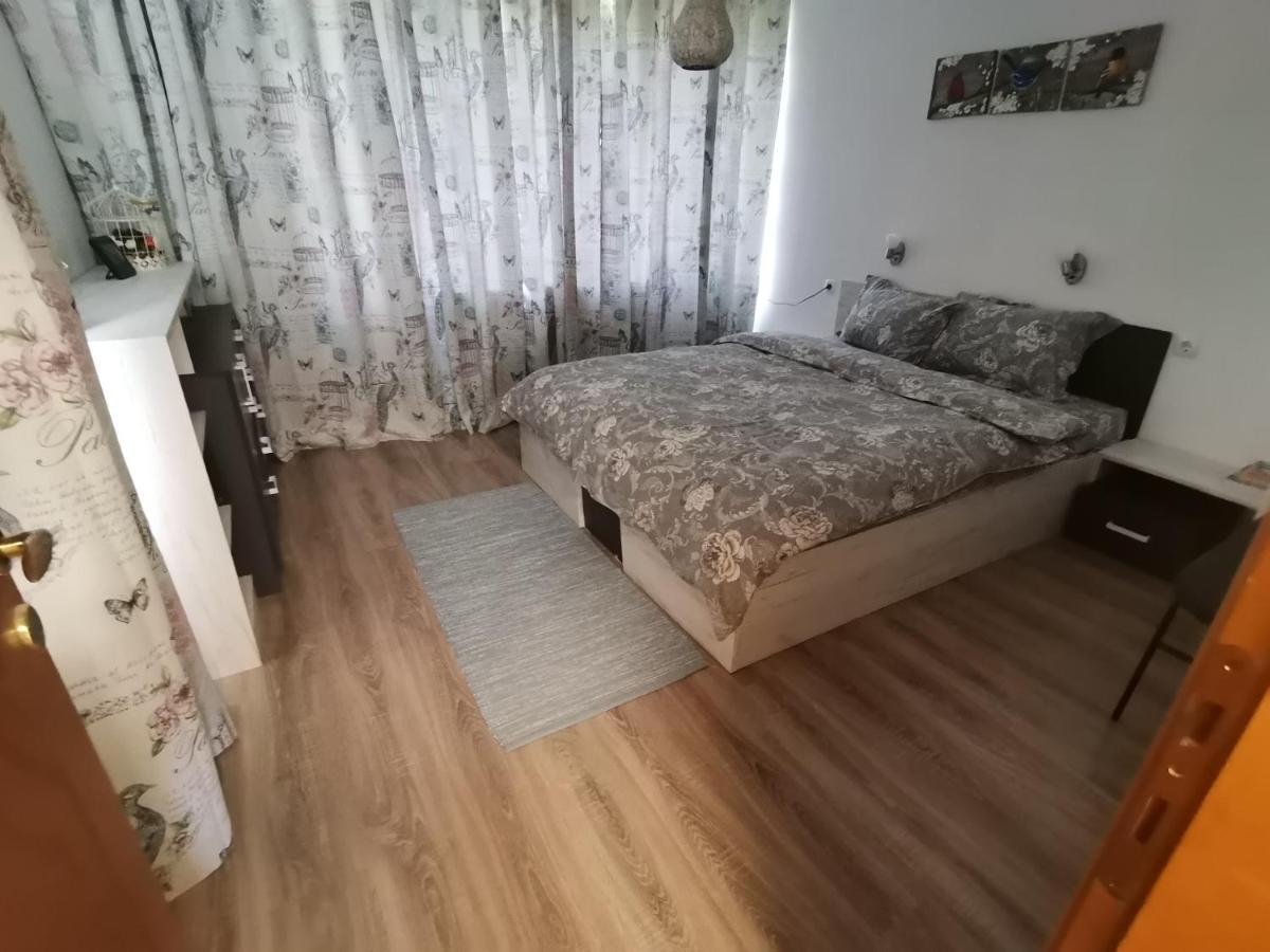 Къща За Гости "Марковски" Raduil Exterior foto